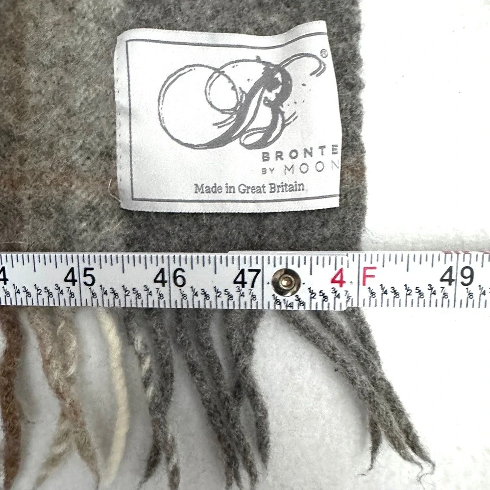 Bronte by Moon Plaid Wool Throw Blanket Great Britain Fringe 58x48 Gray Beige